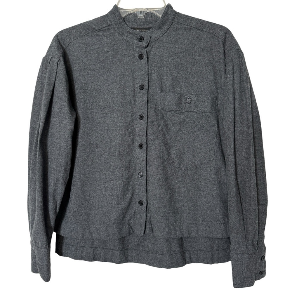 Banana Republic Cotton Cropped Shirt | Women’s XS | Pleated Sleeve Band Collar
